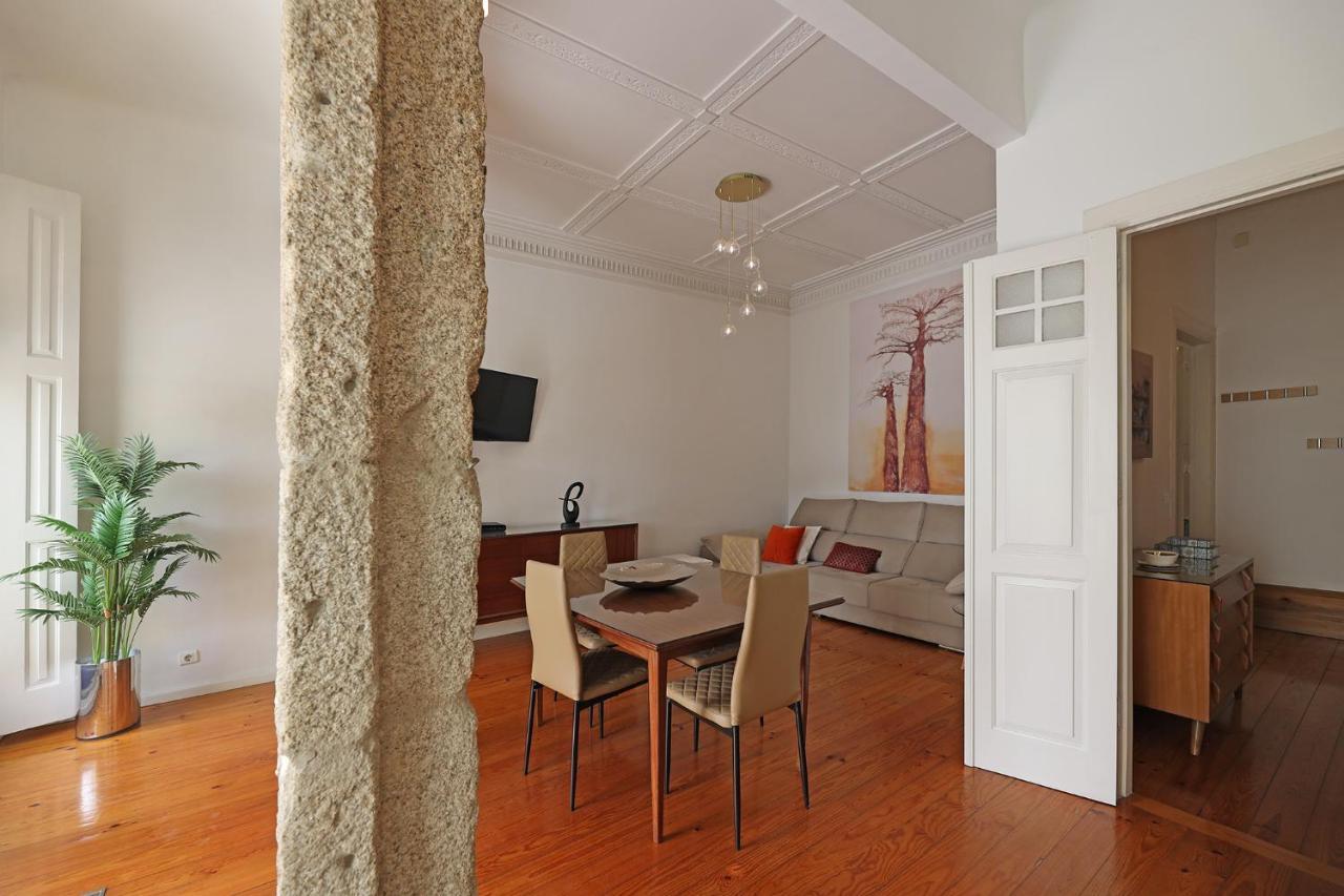 Flh Porto Classic Apartment With Terrace & Parking Extérieur photo